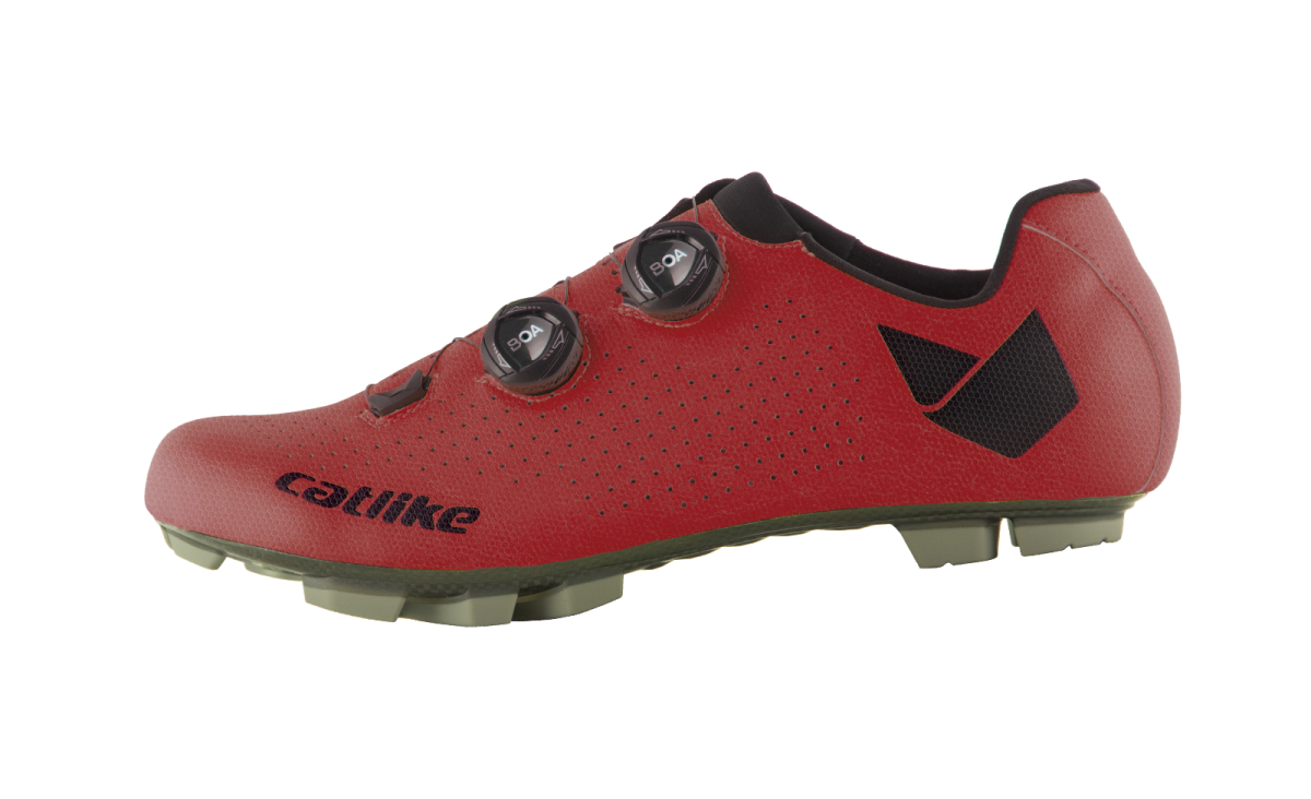 Chaussures-whisper-oval-carbon-mtb-red